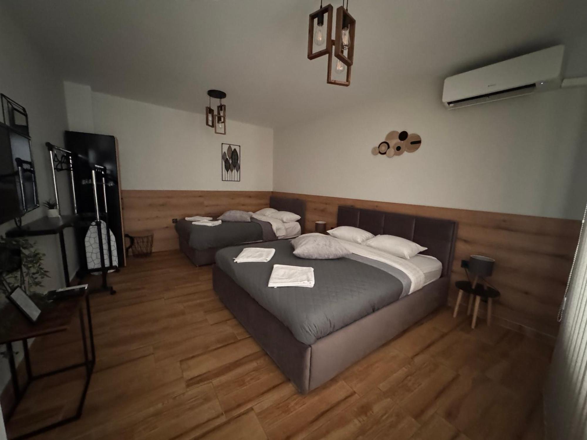 Goldy Central Beach Apartment With Private Garden Burgas City Exteriér fotografie
